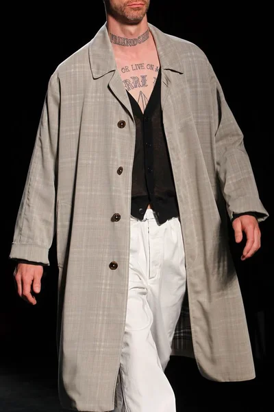Look 40